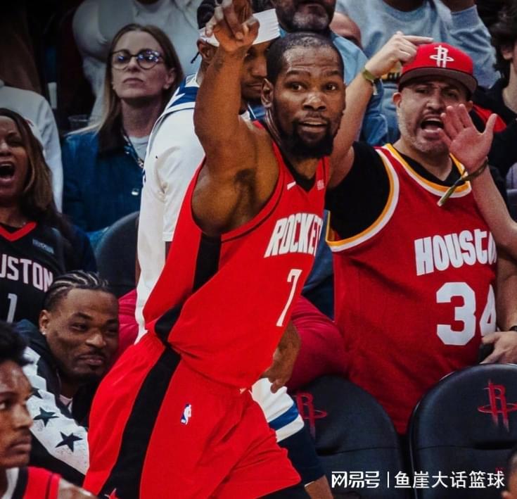 体育赛事-火箭赢球又出新问题，杜兰特历史第一！申京有功有过，一人成关键