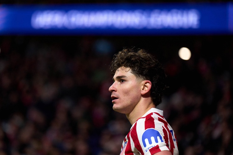 要价超9500万！镜报：阿尔瓦雷斯在枪手夏窗名单 车子 巴萨也竞争