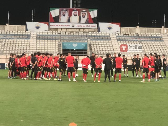 华体会-国足沙迦首训调整为主1人缺席 武磊今晨汇合球队