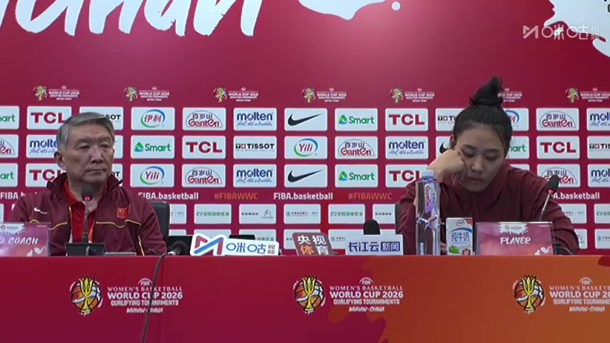 宫鲁鸣：我们有世界级的内线 但只有内线没有外线 攻守平衡也不行